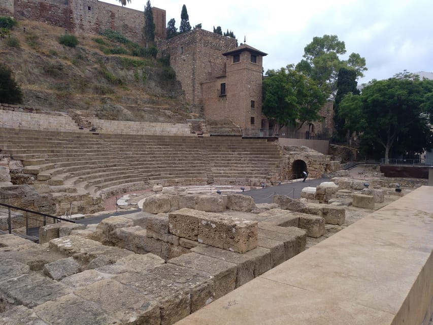 Malaga: long highlights tour with skip-line-tickets - Key highlights at a glance