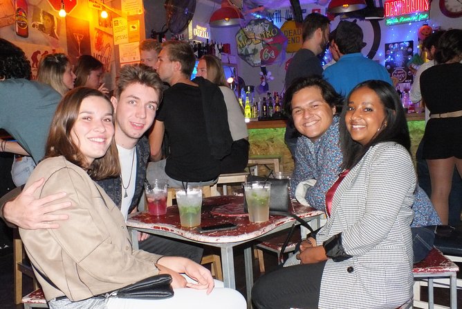 Malaga Nightlife Pub Crawl Tour with Drinks and Clubs Entry - Getting the Timing Right: Food, Start Time, and Keeping Up