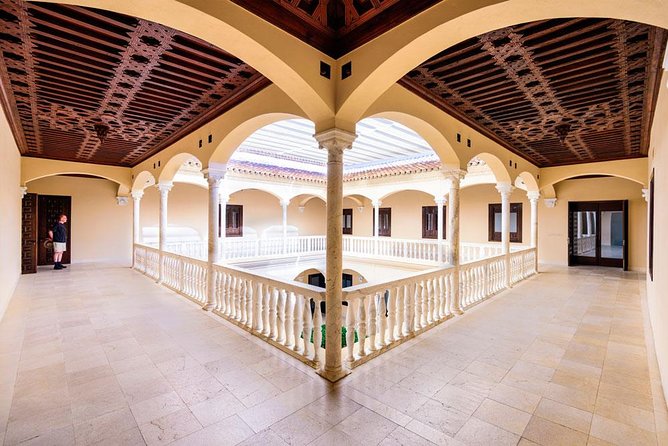Málaga Picasso Museum Private Guided Tour - Picasso’s birthplace at Fundación Picasso, the biography you can actually walk into