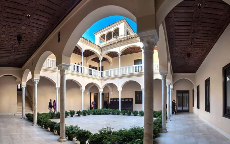 Malaga: Picasso Museum Tour Expert Art Guide, entrance fee included - After the tour: how to use your extra time (temporary shows, garden, and shops)