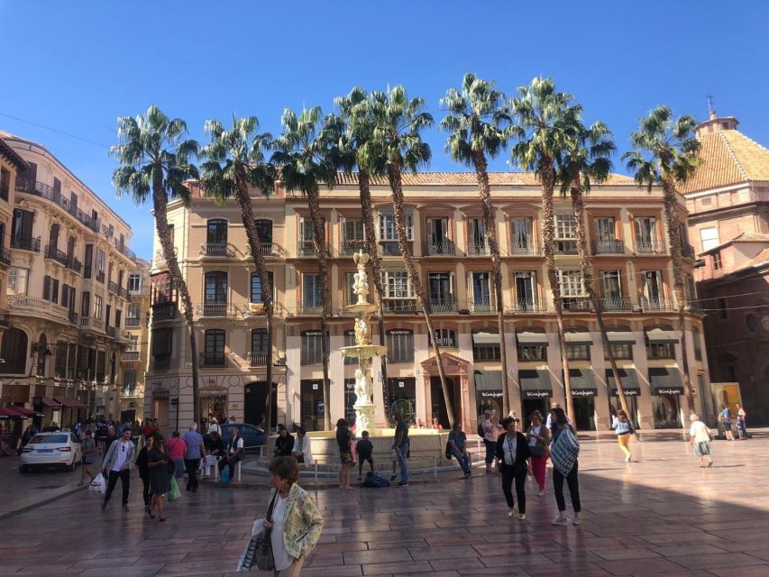 Malaga: Premium Guided Bike Tour - Why Malaga by bike feels natural in Andalusia