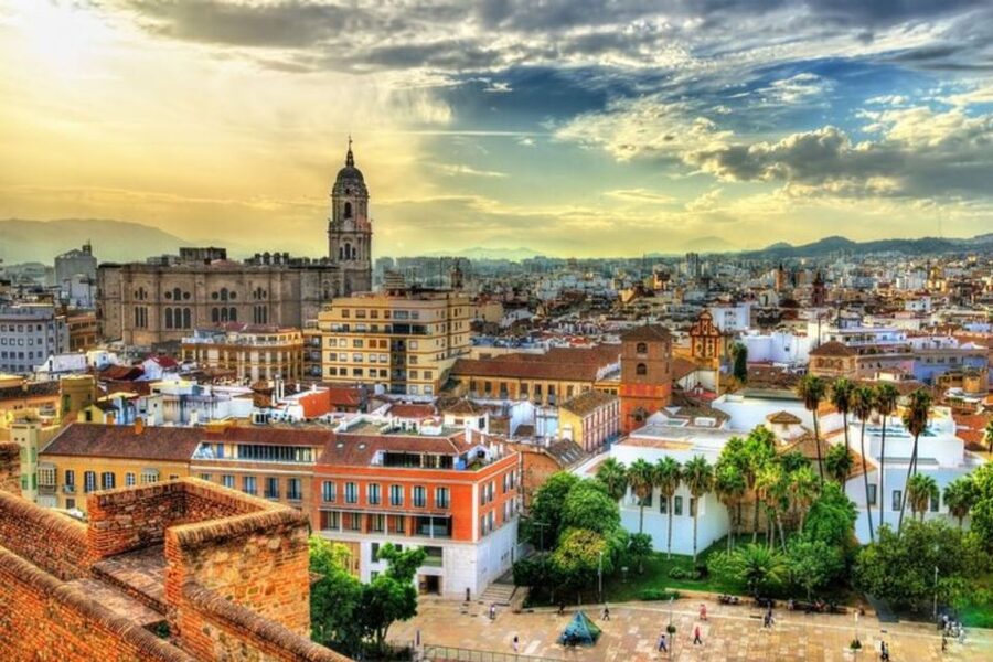 Malaga: Private custom Walking tour with a local guide - Key highlights worth your attention