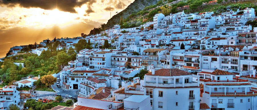 Malaga: Private Day Trip to Mijas - The walking rhythm: how the guided portion really works