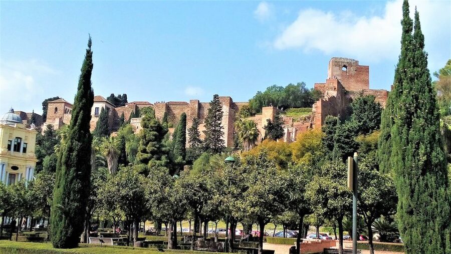 Malaga: Private walking tour - Price and value: what $271 per group really buys you