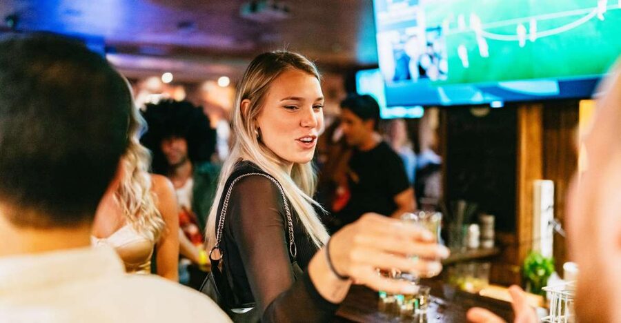 Malaga: Pubs and Clubs Crawl - Price and Drinks: What Your Ticket Really Covers
