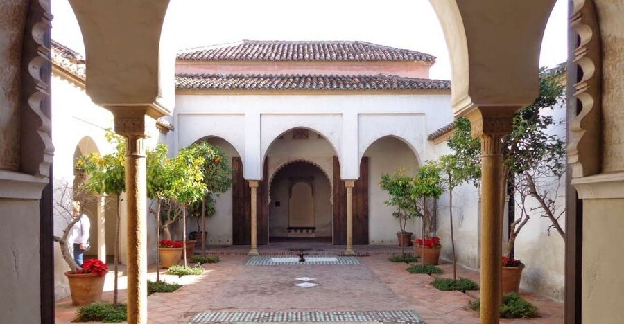Malaga: Roman Theater and Alcazaba of Malaga Guided Tour - Meeting At The Alcazaba, And How To Show Up Ready