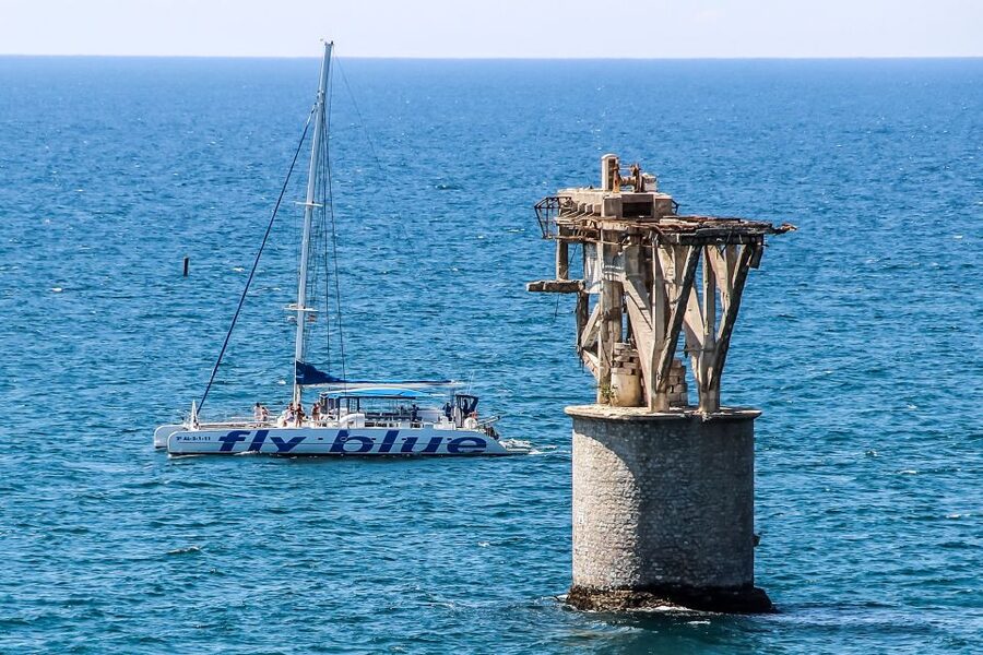 Málaga: Scenic Catamaran Cruise - Why this one-hour Málaga catamaran ride is such good value