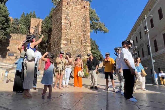 Malaga Tour with VR Stops: Alcazaba, Roman Theatre, Picasso &more - Stop 5: Alcazaba and the Catholic Monarchs’ Conquest Scene