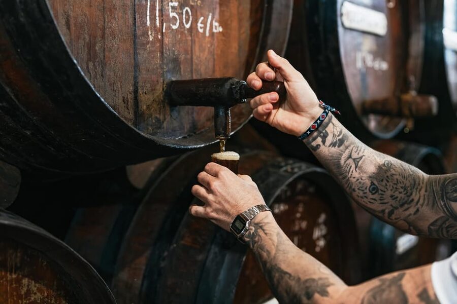 Málaga: Traditional Andalusian Tapas and Wine Tour - The local restaurant stop: where long-running décor meets real bar food energy