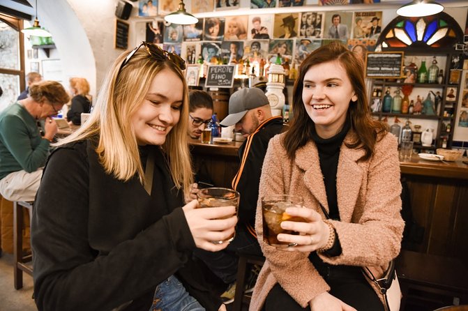 Malaga Traditional Wine & Tapas Tour - Practical tips so your night runs smoothly