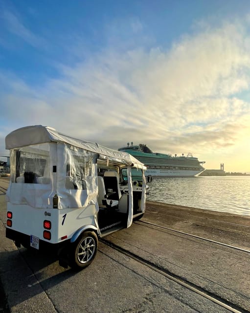 Malaga: VIP private Tuk Tuk tour - Practical tips: photos, timing, and the real-life constraints
