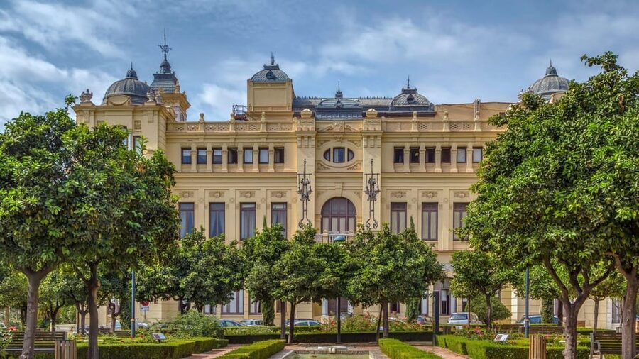 Malaga: VIP private Tuk Tuk tour - Should you book the Malaga VIP private tuk tuk tour?