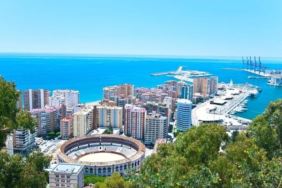 Malaga: Walking Tour of Must-See Attractions - Key Points at a Glance
