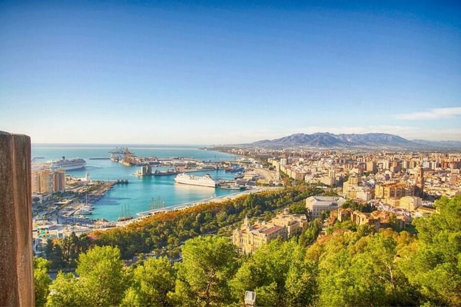 Malaga: Walking Tour of Must-See Attractions - Start at Alameda Principal, 1, Then Let the City Set the Pace
