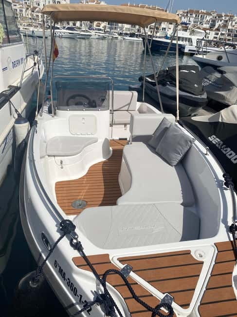 MANGO BOAT - Unlicensed boat in Puerto Banús - Open-sea swims, dolphin spotting, and the Africa-coast hope