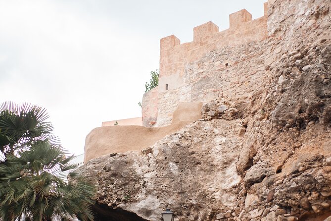 Marbella: City Highlights Tour - Marbella Old Town streets: where the guide stories make the area click