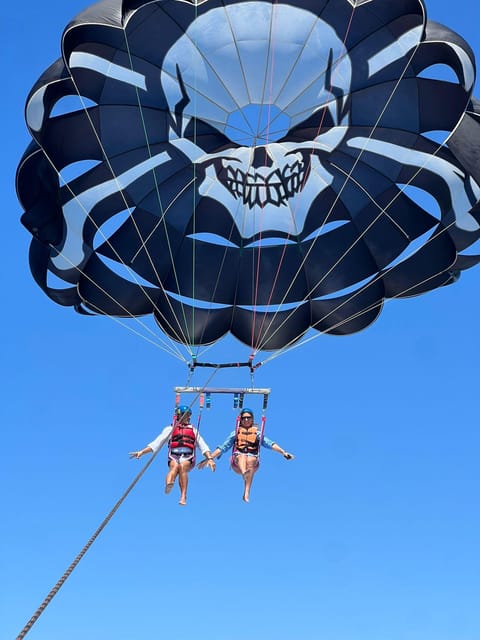 Marbella: Parasailing Flight from Puerto Banus - Timing, Weather, and Parking at Puerto Banus