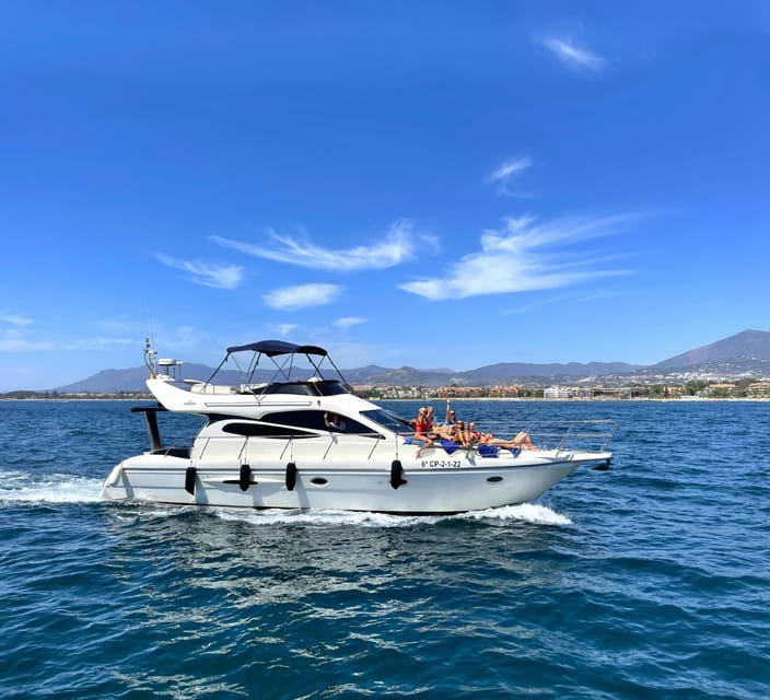 Marbella: Private Cruise in Yacht - Entering Marbella’s Sea Lane From Puerto José Banús