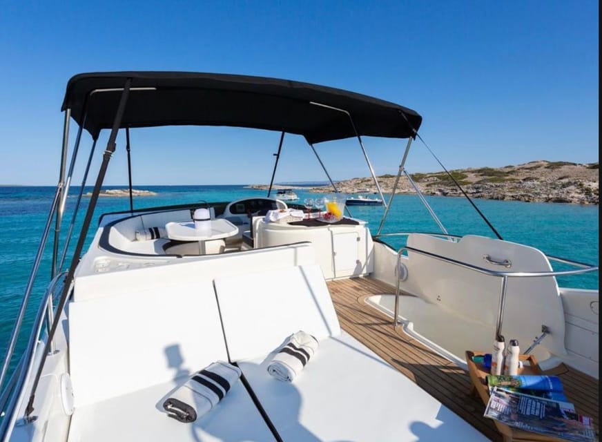 Marbella: Private Cruise in Yacht - Possible Nearby Ports: Sotogrande and Estepona Options