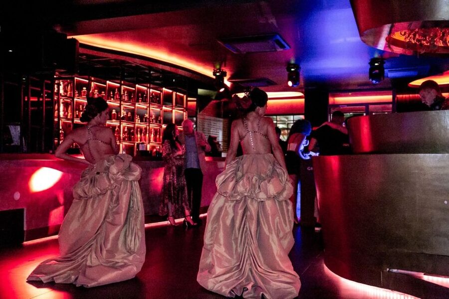 Marbella: Puerto Banus Night Life Walking Tour - Who should book, and who might want a different plan