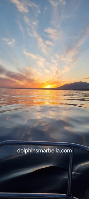 Marbella: sunset sailboat trip Drinks-Snacks,2 hour - Why Marbella Sunset by Sail Feels Special