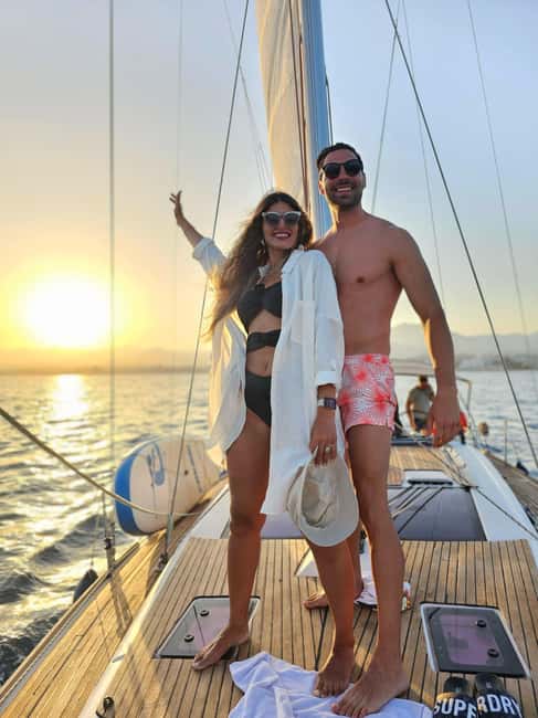 Marbella: Sunset Sailing Trip with Drinks and Snacks - The 2-Hour Plan: What You Do, From Boarding to Views