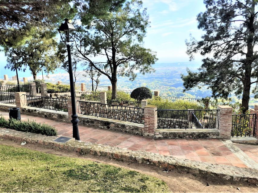 Mijas: Group walking tour - Key Things You’ll Notice on This Mijas Group Walk