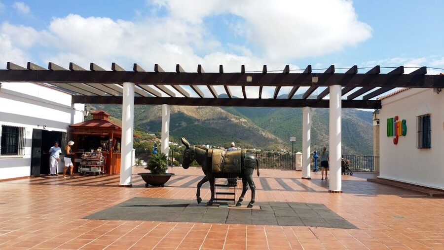 Mijas: Group walking tour - What You’ll See When Your Guide Leads You Through the Pueblo