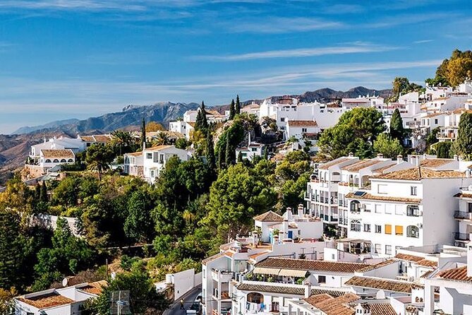 Mijas: Panoramic city tour in an electric Tuk Tuk - Barrio Santana: the more local side of Mijas