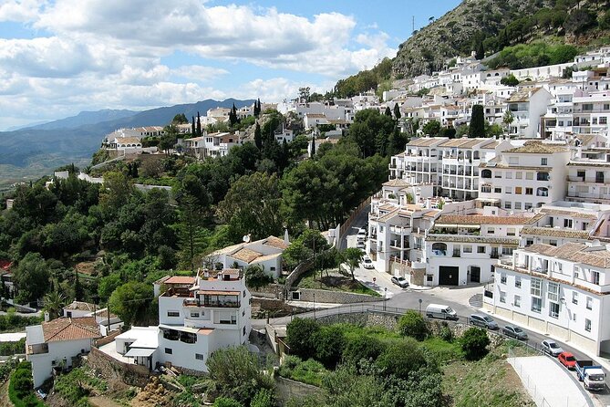 Mijas: Panoramic city tour in an electric Tuk Tuk - Electric tuk tuk comfort, and why the vehicle matters