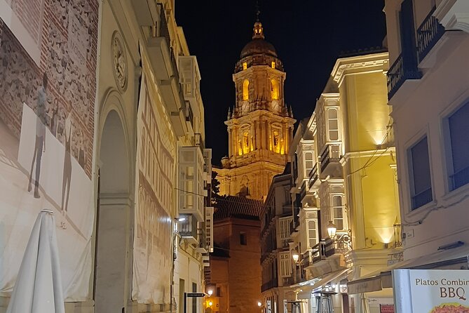 Mysterious Malaga Night Tour with Private Guide - Starting at Pl. de la Merced: The Easy Way to Begin