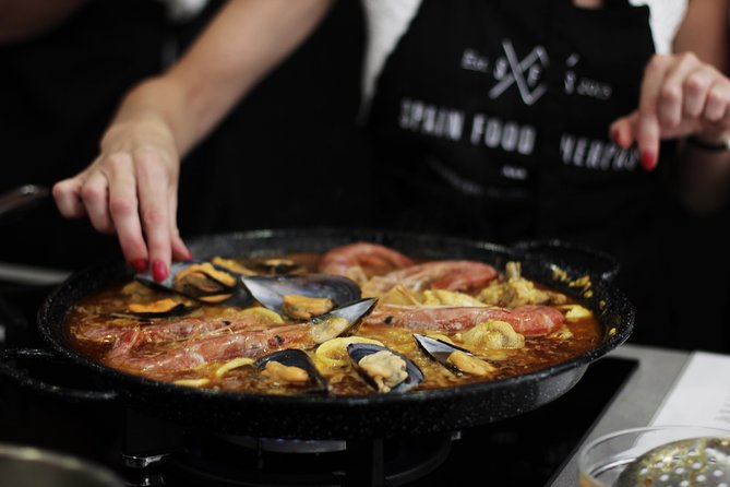 Paella Cooking Class in Malaga - Why Atarazanas Market sets the tone for paella