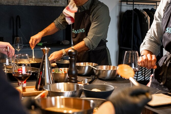 Paella Cooking Class with English Guide in Malaga - Vegetarians, Fish-Free Eaters, and Real Dietary Limits
