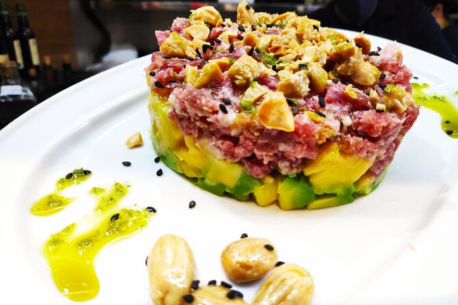PREMIUM TAPAS TOUR: Paella, Market Tastings, and Winery - The paella and tapas meal: what ends up on your plate