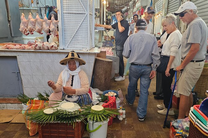 Private Day Tour in Gibraltar and Tangier, Morocco from Malaga - Food in the middle of the whirlwind: plan for lunch and focus your energy
