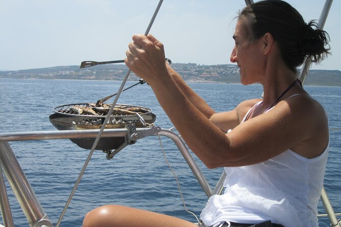 Private Sailing - dolphin Experience Estepona - drink & food - 4h - Who This Private Charter Suits Best