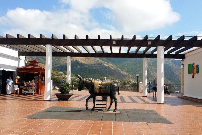 Private tour in Mijas with hotel or shore pickup on Costa del Sol - Plaza Virgen de la Peña to the Chapel of the Virgin of the Rock