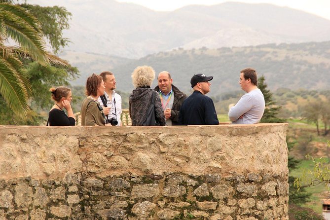 Private Tour in Ronda including the Bullring and Main Church - Timing, meeting point, and what to wear for a smooth 3 hours