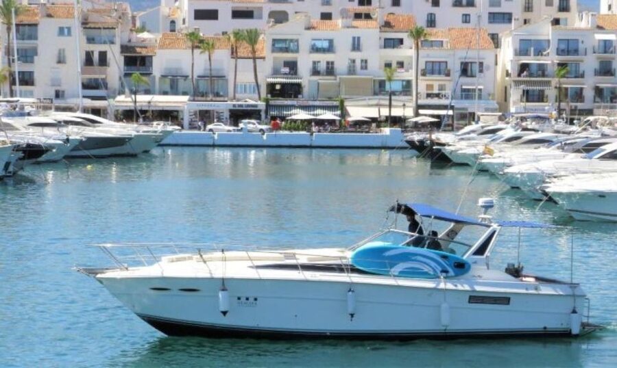 PUERTO BANUS: YACHT RENTAL FOR GROUP 2H - Why this Puerto Banús yacht rental feels like a real upgrade