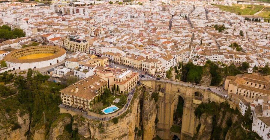 Ronda and Setenil from la Costa del Sol - The short transfer to Ronda, and why it feels like a different world