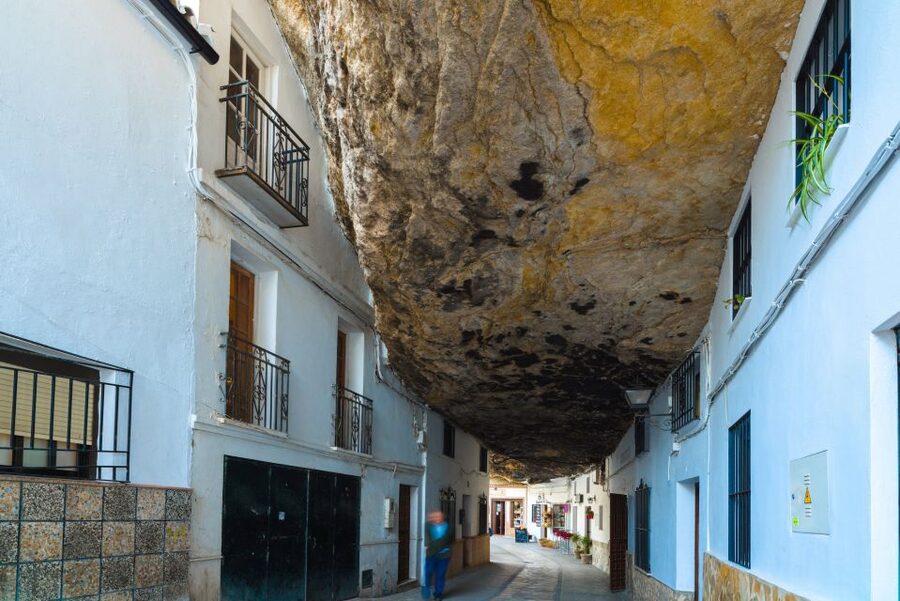 Ronda and Setenil Full Day - Setenil de las Bodegas: free time in a Historic Site town