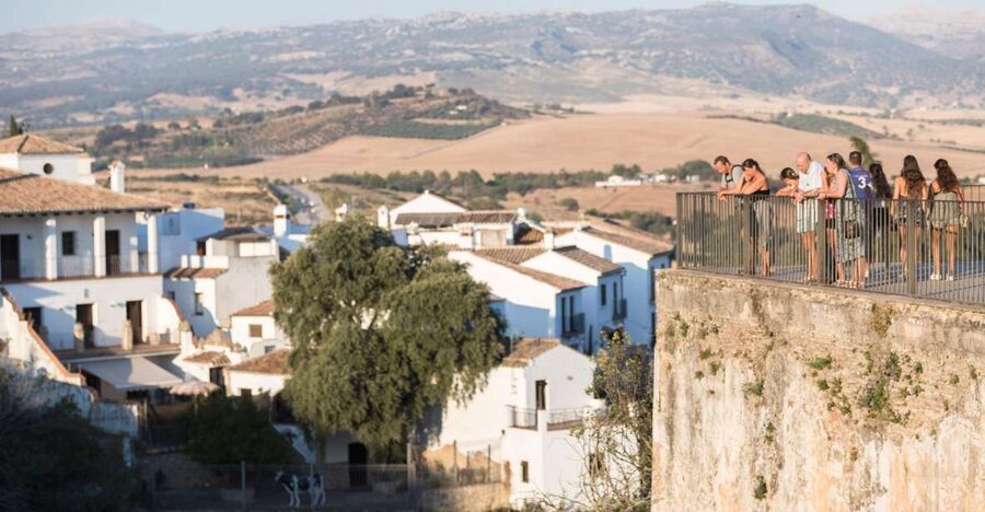 Ronda and Setenil Full Day - Guided Ronda walk: Puerta de Almocábar and the Cathedral area