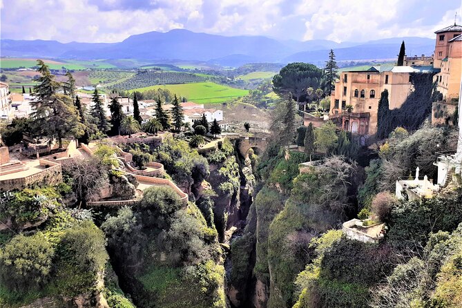 Ronda group walking Tour - Walking Comfort, Weather, and the Route Warning You Should Actually Heed