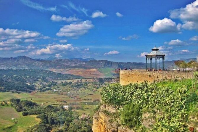 Ronda Historical Walking Tour with Bullring Entrance - Guide Quality You Can Count On (Including Pedro, Leo, and Velme)