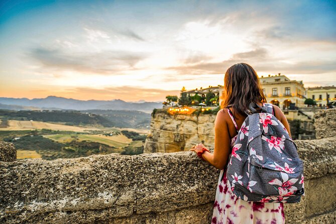 Ronda Old Town Walking Tour with Audioguide on Your Smartphone - Puente Viejo and the old-city bridges: walking across time