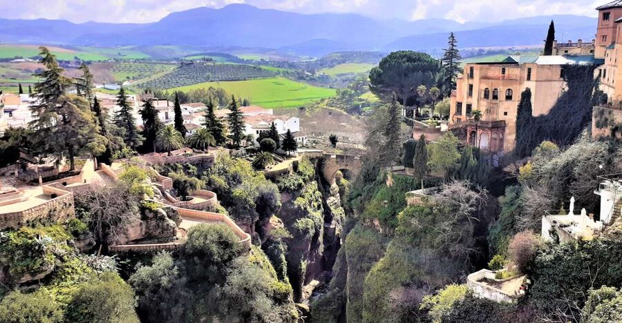 Ronda: Sightseeing Walking Tour - Old Town Moorish Buildings: More Than a Photo Walk