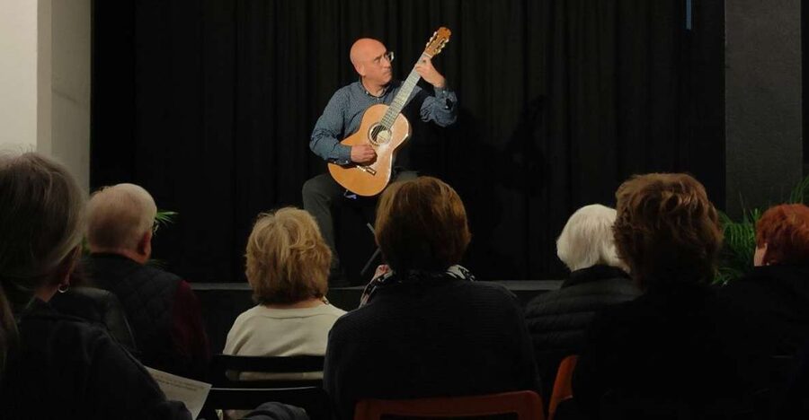 Ronda: Spanish - Classical & Flamenco - Guitar Concert - The 50-minute set: baroque, romantic, Andalusian, flamenco