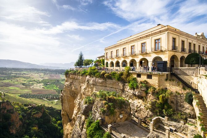 Ronda Village Guided Tour from Costa del Sol - Ronda in One Day: Puente Nuevo and the Old-Town Divide
