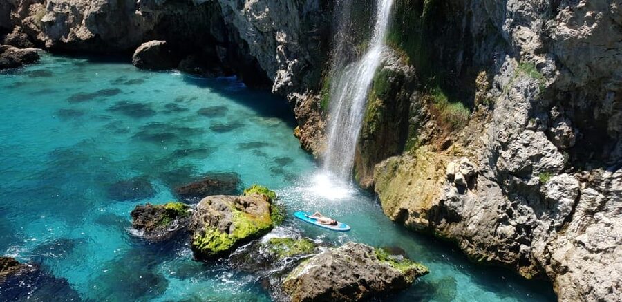Ruta libre en paddel surf por la cascada de Nerja y Maro 😍 - Key points before you go
