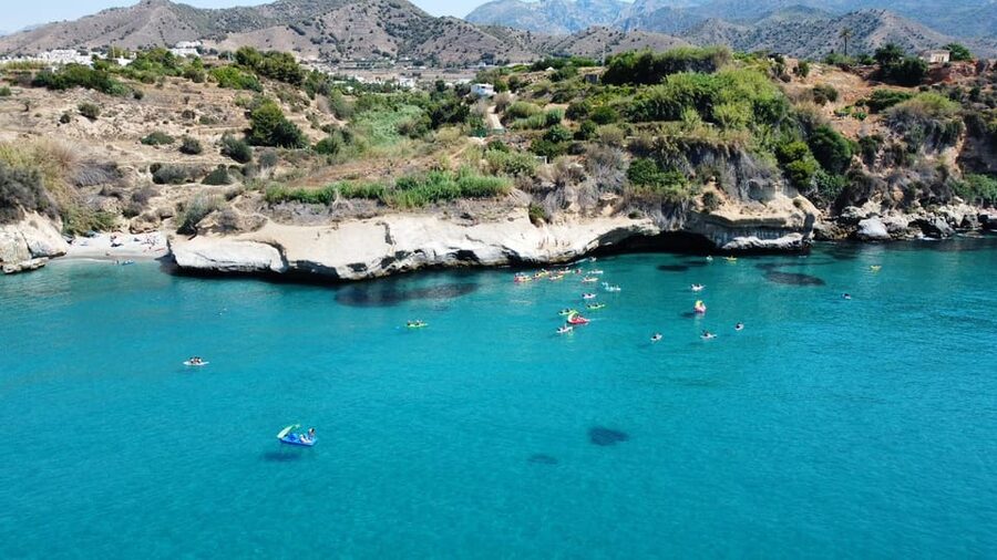 Ruta libre en paddel surf por la cascada de Nerja y Maro 😍 - The Paddle Out: How Caves and Coast Corners Happen
